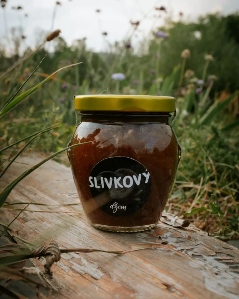Slivkový džem zo žltých sliviek